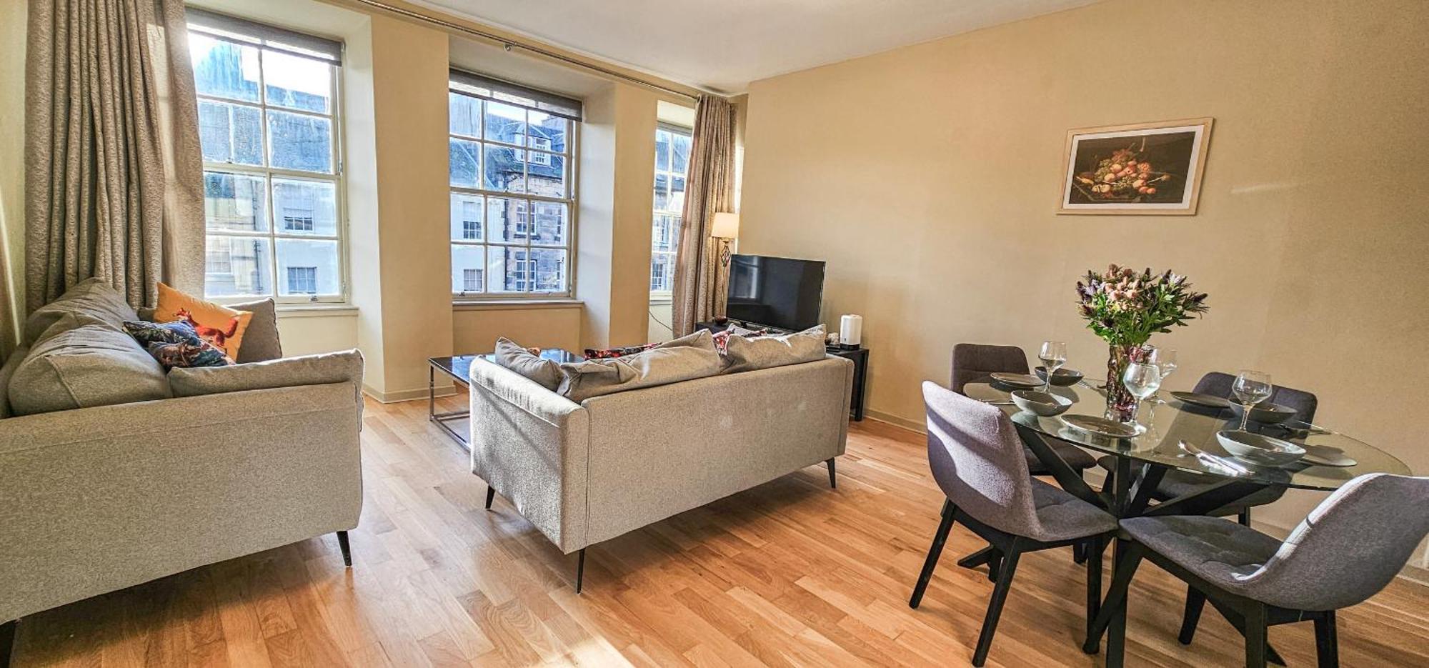 Royal Mile - Bright 2 Bedroom Apartment Edinburgh Luaran gambar