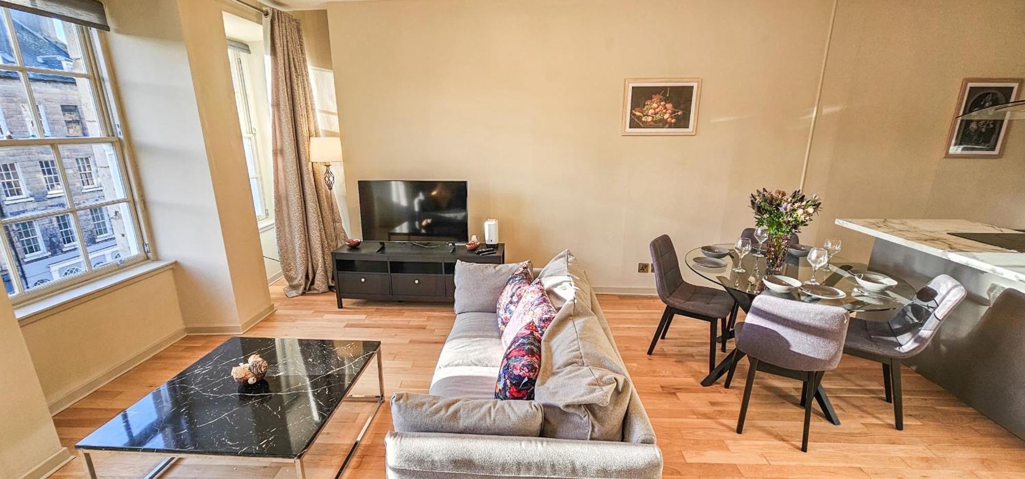 Royal Mile - Bright 2 Bedroom Apartment Edinburgh Luaran gambar