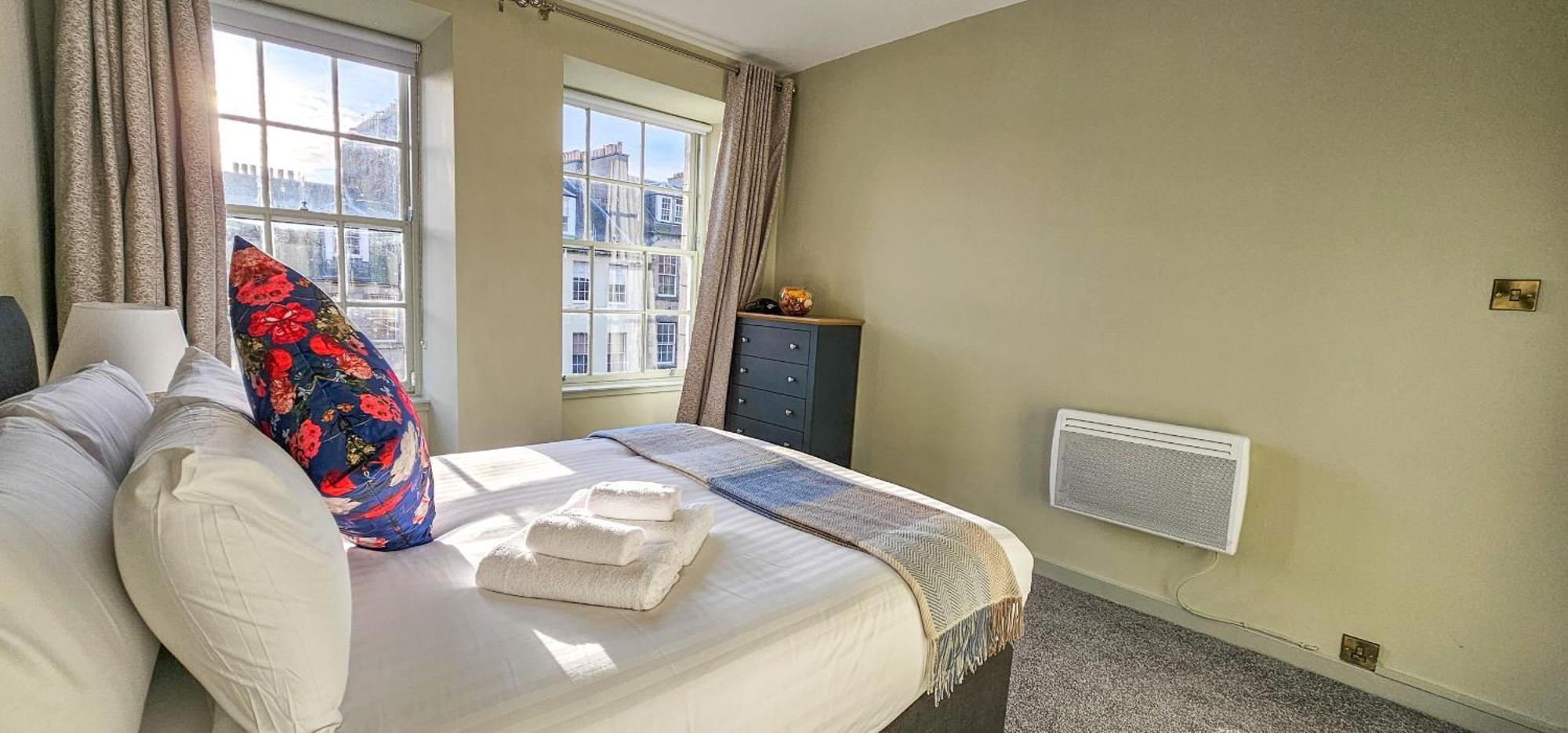 Royal Mile - Bright 2 Bedroom Apartment Edinburgh Luaran gambar